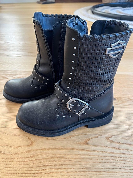 Product image 1 of 8