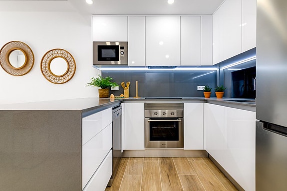 En megler med gode referanser - SPANIA1.no