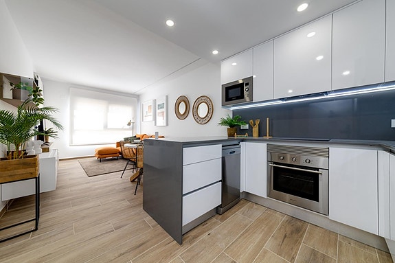 En megler med gode referanser - SPANIA1.no