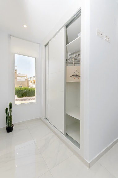 Soverom 2 med eget bad