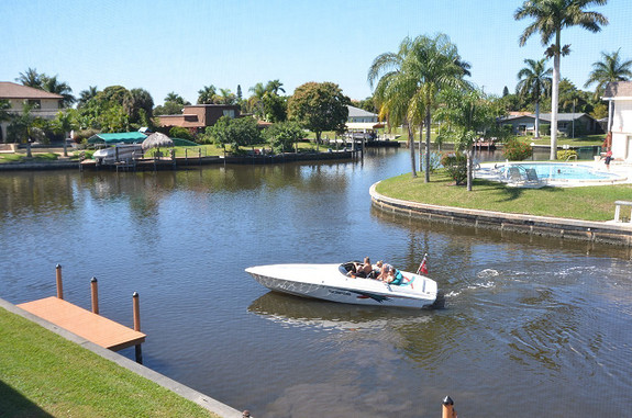 Cape Coral, Floridas vestkyst, leilighet med kanalutsikt