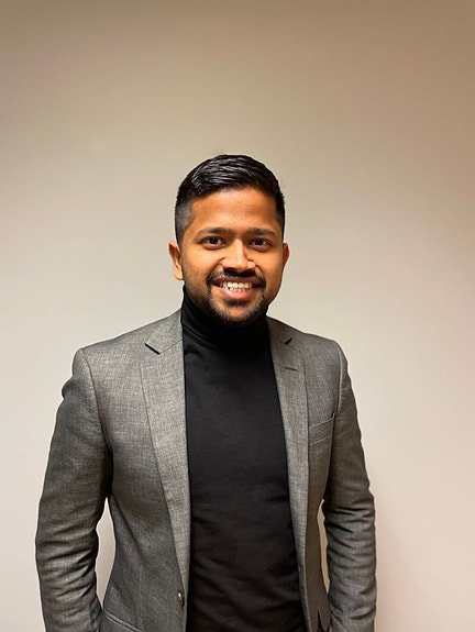 Head of Sales; Santhos