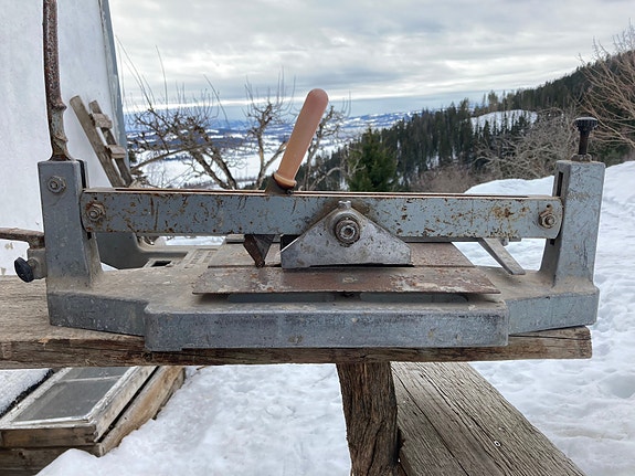 Product image 1 of 8