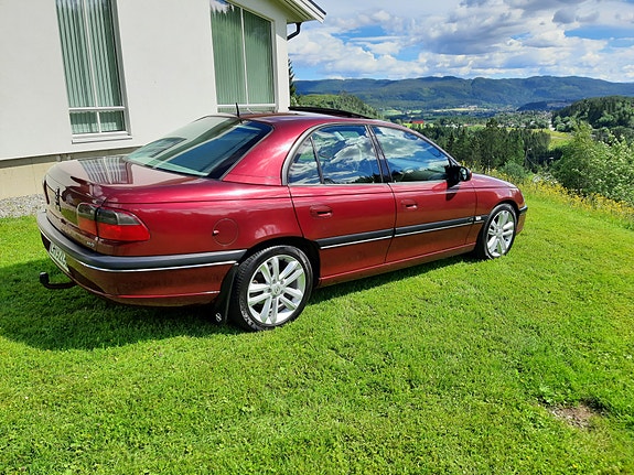 Opel Omega 28 of 30