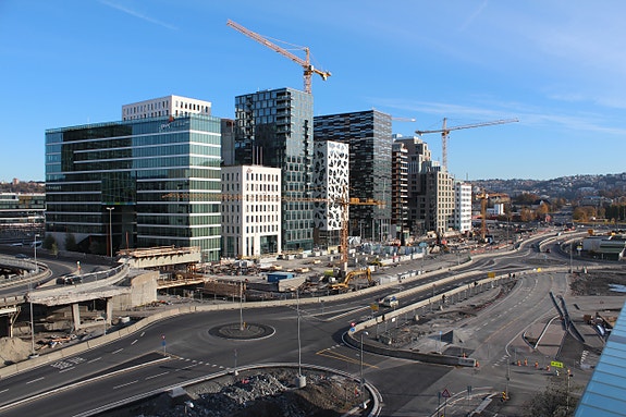Bjørvika, omlegging av vei