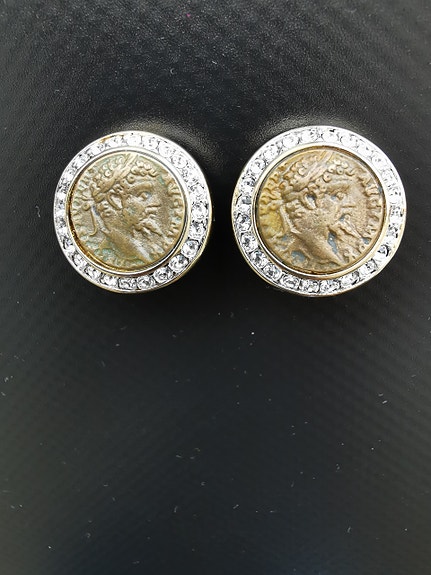 Product image 1 of 10