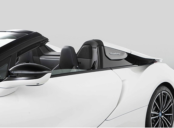 BMW i8 13 of 30