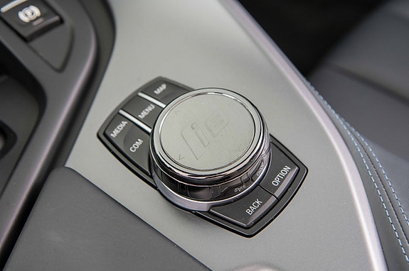 BMW i8 23 of 30