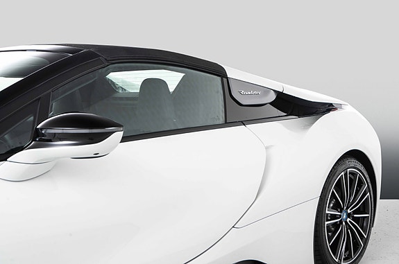 BMW i8 16 of 30