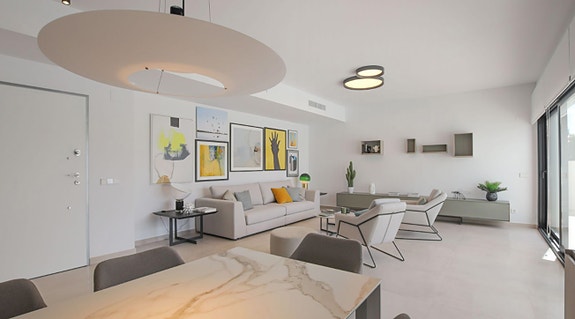 En megler med gode referanser -  SPANIA1.no