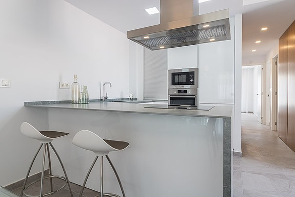 En megler med gode referanser - SPANIA1.no