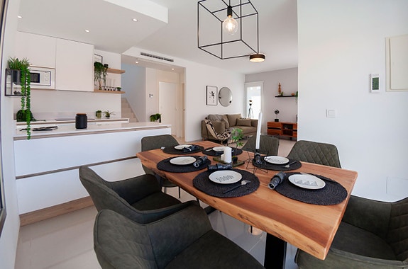 En megler med gode referanser - SPANIA1.no