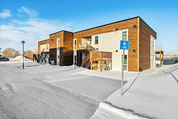 Eiendomsmegler Marita ønsker velkommen til dette trivelige og meget veldrevne borettslaget Lyngåsen Panorama
