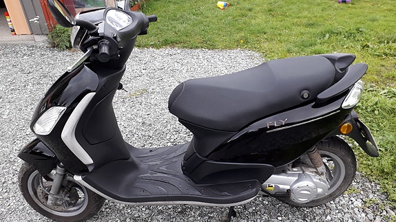 Piaggio Fly 2 of 8