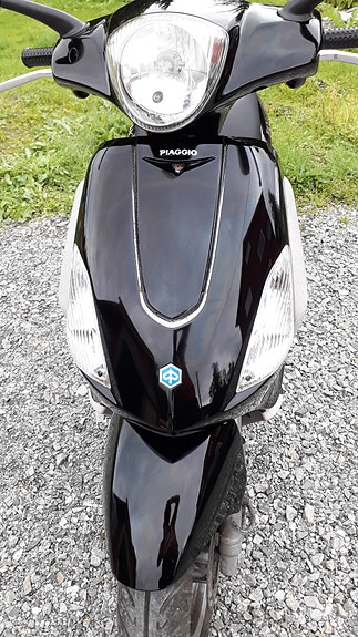 Piaggio Fly 3 of 8