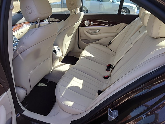 Mercedes-Benz E350 e 14 of 20