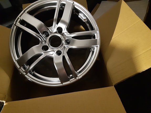 Product image 2 of 9
