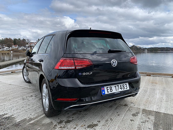 Volkswagen Golf-Serie 5 of 14