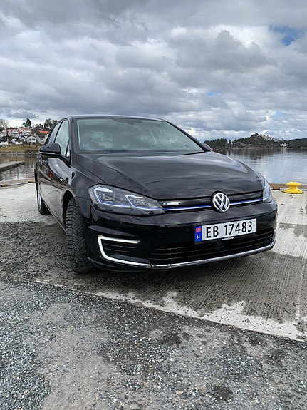 Volkswagen Golf-Serie 4 of 14