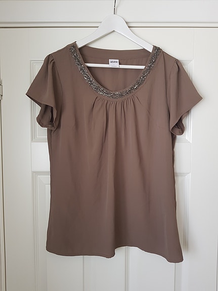 Product image 1 of 4