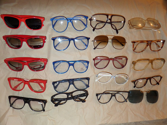 Diverse briller brilleinnfatning fra 60-90tallet. | FINN