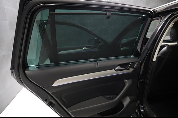Volkswagen Passat 7 of 10