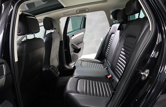 Volkswagen Passat 5 of 10