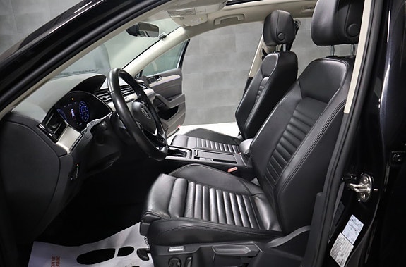Volkswagen Passat 4 of 10