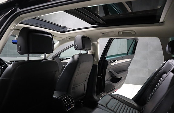 Volkswagen Passat 6 of 10