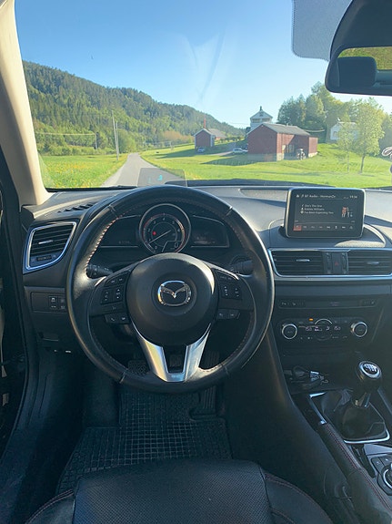 Mazda 3 11 of 12
