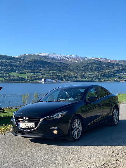 Mazda 3 3 of 12