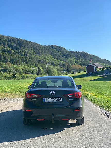 Mazda 3 6 of 12
