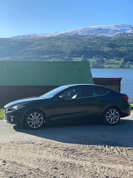 Mazda 3 4 of 12