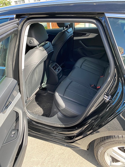 Audi A4 24 of 30