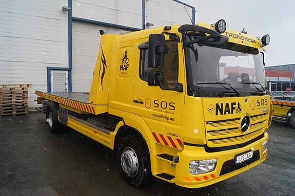 Mercedes-Benz Atego 1630L 2 of 5