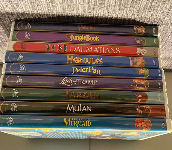 Walt Disney Animated Anthology - The Classic DVD Collector's Set  (Pinocchio/101 Dalmatians/Mulan/Hercules/Peter Pan/The Lion King 2: Simba's