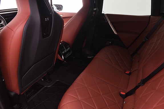 BMW iX 23 of 30
