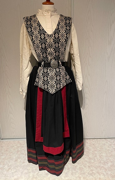 Product image 1 of 10