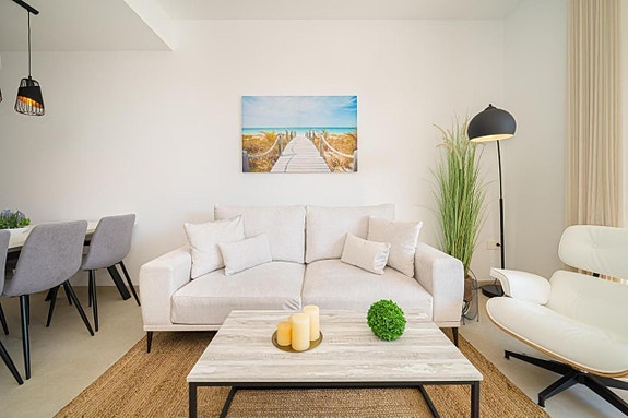 En megler med gode referanser - SPANIA1.no