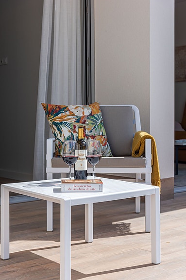 En megler med gode referanser - SPANIA1.no