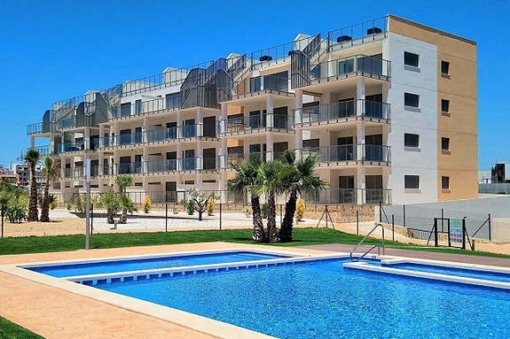 En megler med gode referanser - SPANIA1.no