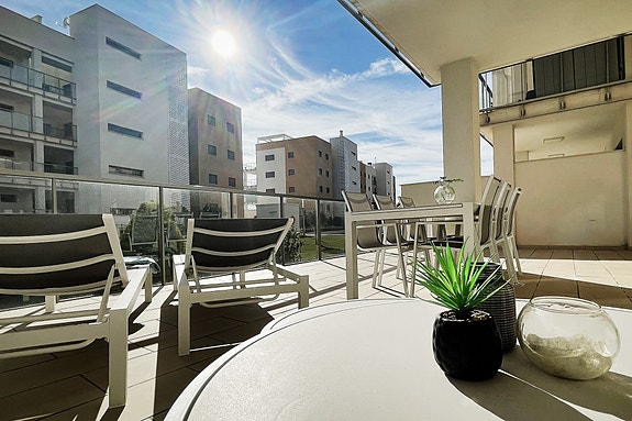 En megler med gode referanser - SPANIA1.no