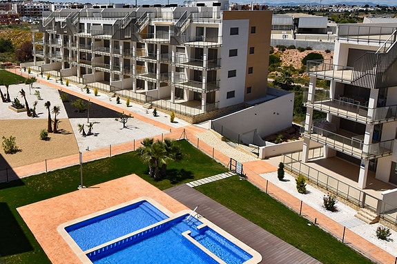 En megler med gode referanser - SPANIA1.no