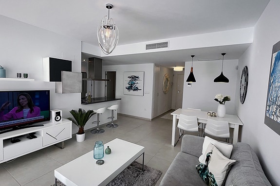 En megler med gode referanser - SPANIA1.no