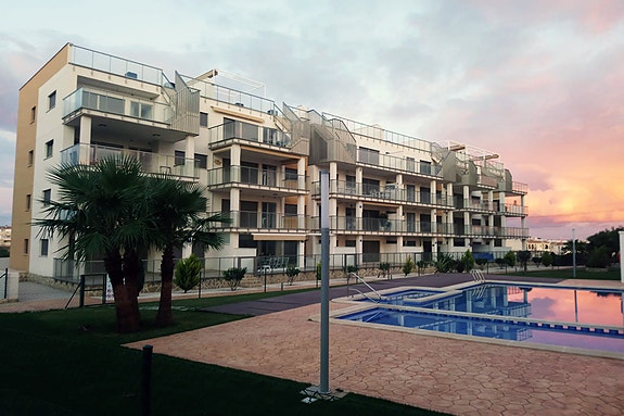 En megler med gode referanser - SPANIA1.no