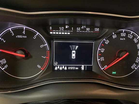 Opel Zafira Tourer 21 of 24