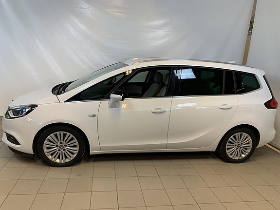 Opel Zafira Tourer 3 of 5