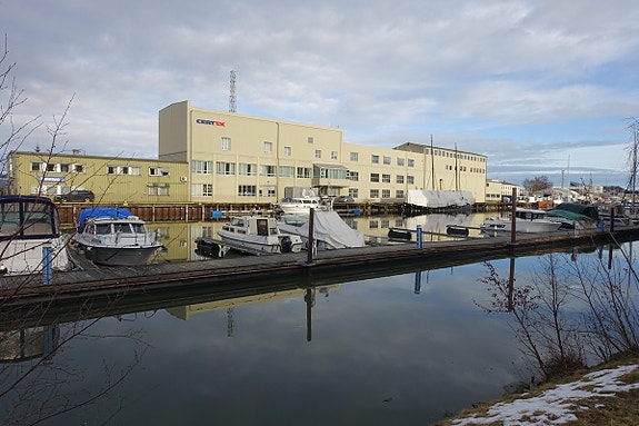 Fasade over kanalen