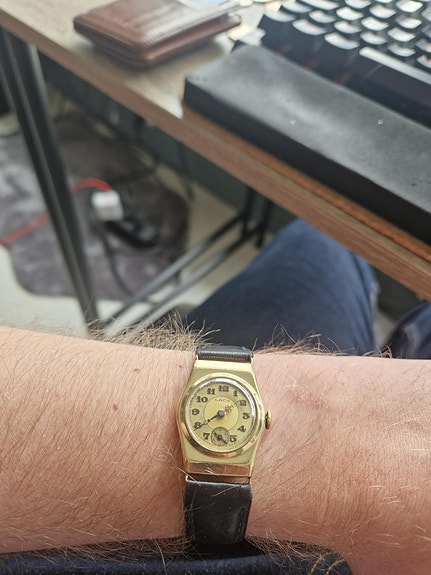 Product image 1 of 3