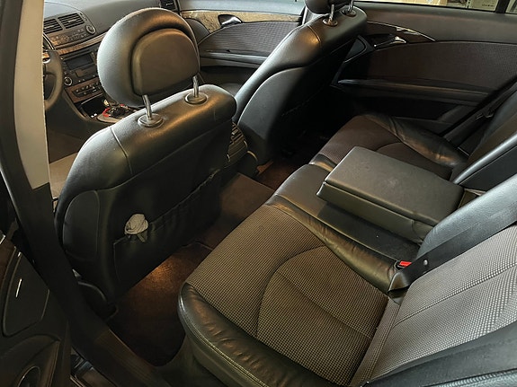 Mercedes-Benz E-Klasse 4 of 13
